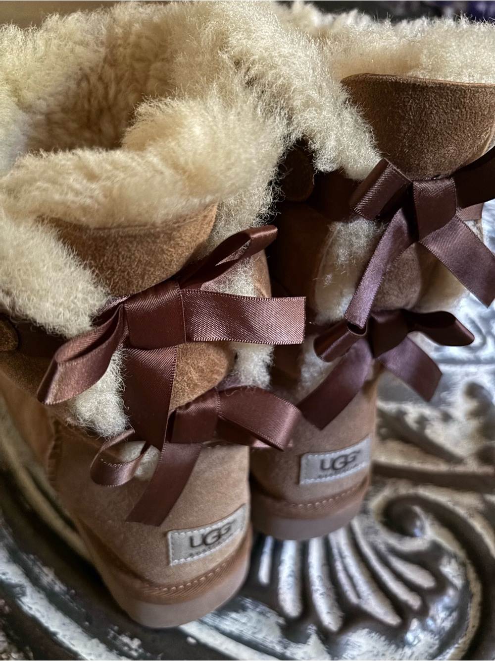 UGG Original Bailey Bow / Bailey Bow Short style sz 10